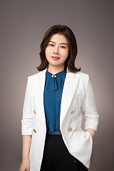Ms. Eva  Liu 